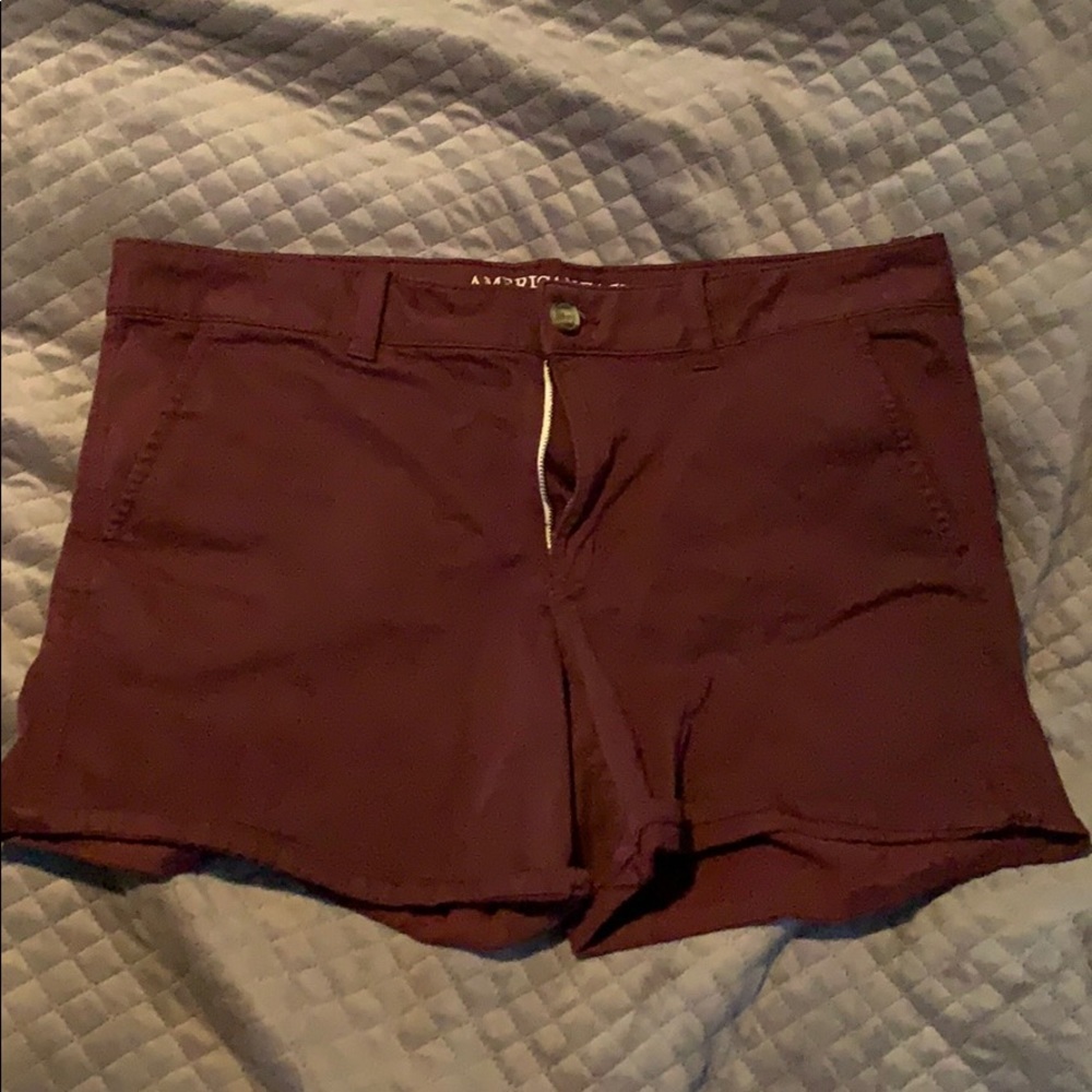 American eagle maroon shorts